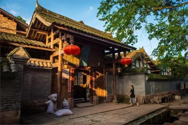 探索怎样才能让她证明你有多爱她呢?广阔世界 - 红迪网平台